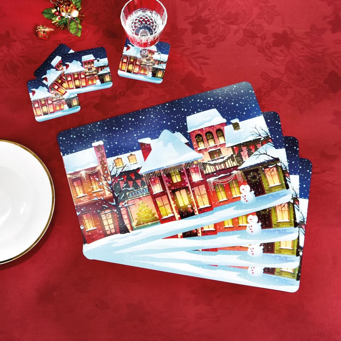 4 sets + 4 dessous de verres Noël sous la neige