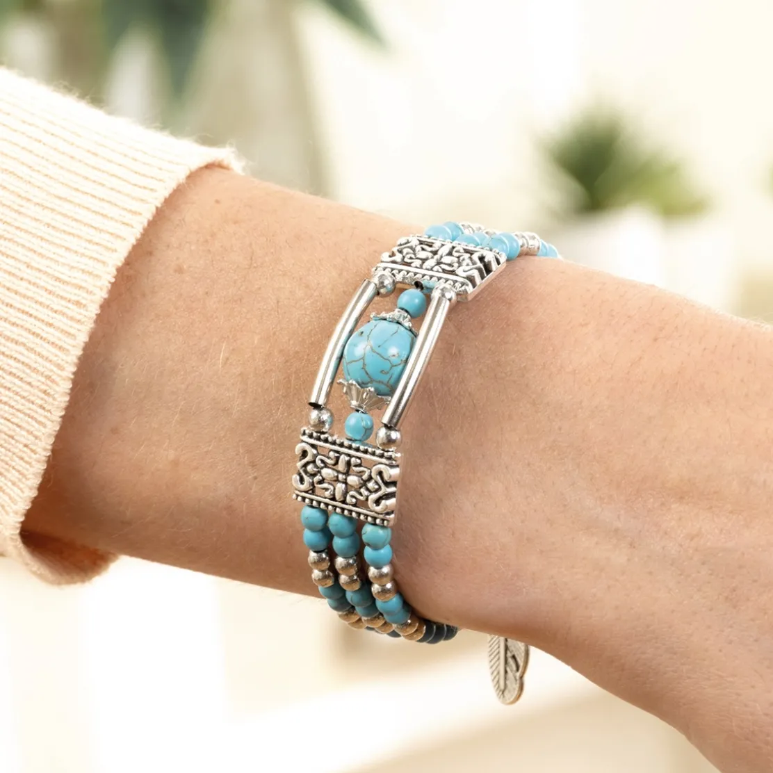 Bracelet coloris argenté et turquoise